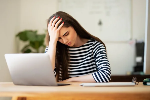 Female Entrepreneur Headache Sitting Desk Businesswoman Terrible Physical Tension Work — Φωτογραφία Αρχείου