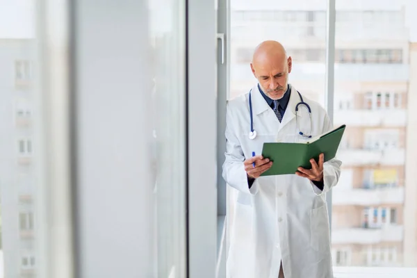 Male Doctor Working Office — Stock Photo, Image