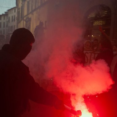 Öğrenci protesto İtalya - 2012 Kasım