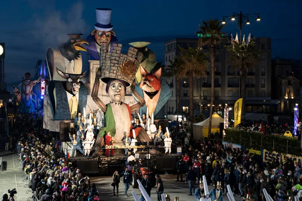 Carnaval Viareggio Noche Segundo Curso Enmascarado Lleva Cabo Por Noche — Foto de Stock