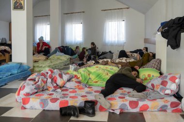 Sighet, Maramure, Romanya - mar 8 2022: Maica Indureata manastırında kurulan mülteci yurdu