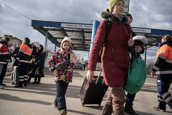 Сигет Марамуре Румыния Марта 2022 Года Украинские Беженцы Прибывают Румынию — стоковое фото