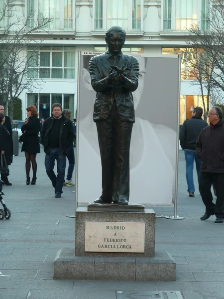 Federico garcia lorca anıt, plaza santa ana, madrid, İspanya