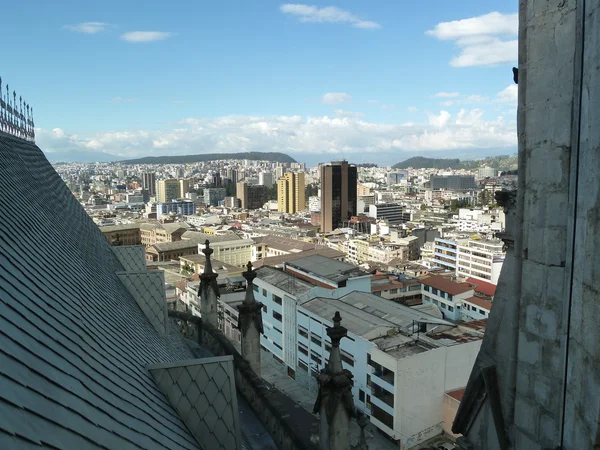 Panoramiczny widok z quito, Ekwador — Zdjęcie stockowe