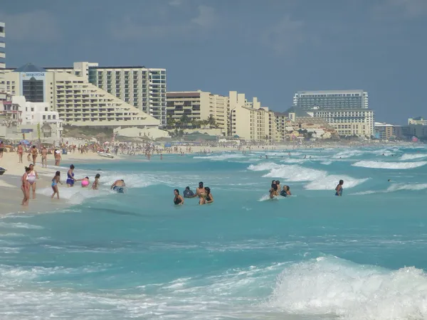 Karibské moře v Cancúnu, Mexiko — Stock fotografie