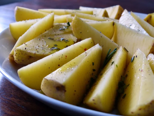 Rosemary potatoes raw — Stock Photo, Image