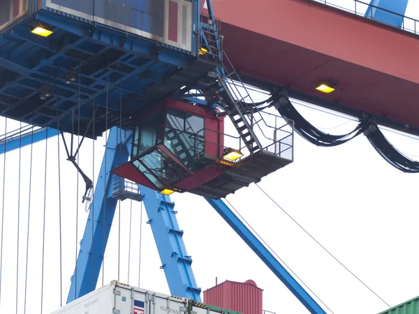 Container terminal belangrijkste kat — Stockfoto