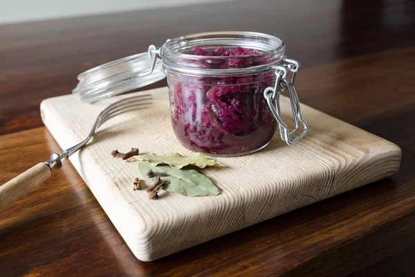 Red cabbage in the Jar — Stock Photo, Image