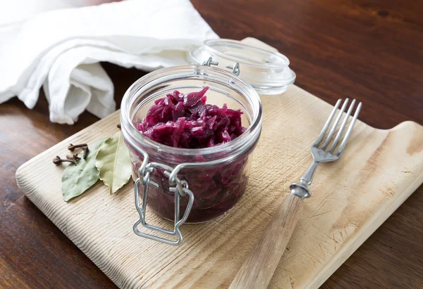 Red cabbage in the Jar — Stock Photo, Image