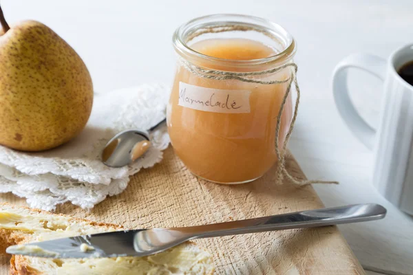 Desayuno con mermelada de pera — Foto de Stock