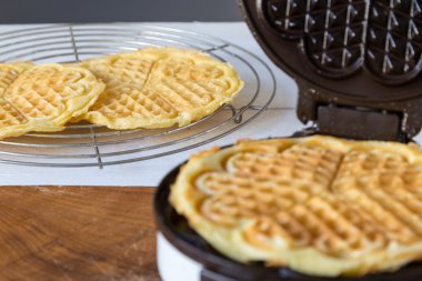 operasyonda waffle makineleri