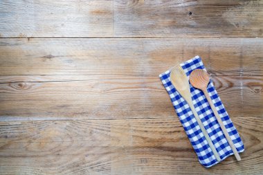 mutfak havlu ve tahta kaşık arka plan