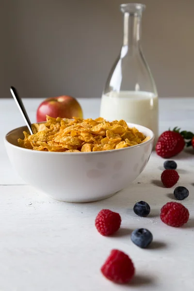 Cornflakes in einer Schüssel — Stockfoto