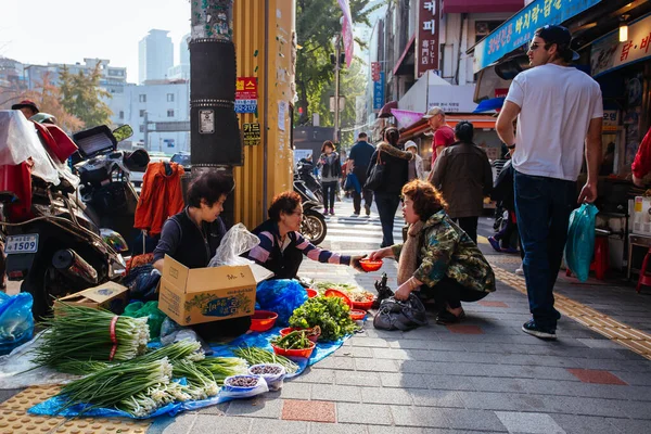 Street Seller in Seoul South Korea — Stock Photo, Image