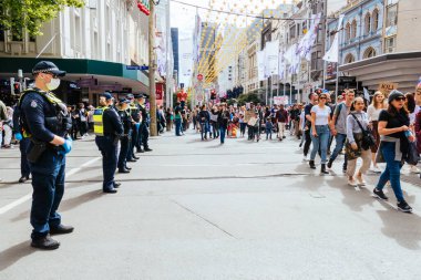 Avustralyalılar Zorunlu COVID-19 Aşılarına Karşı Dünya Çapında Özgürlük Yürüyüşü 'nün Bir parçası Olarak Protesto Etti
