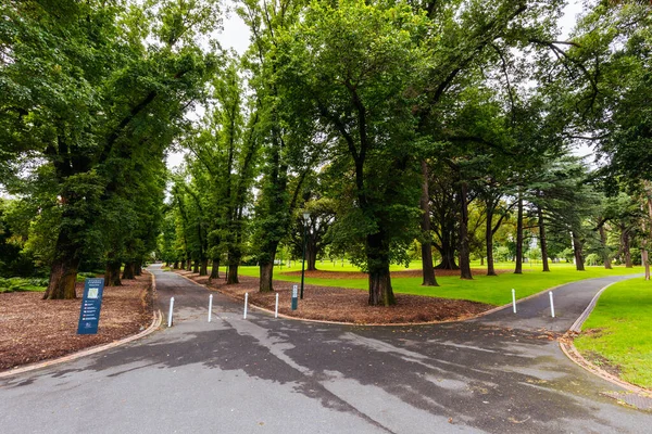 Fitzroy Gardens Melbourne-ben Ausztrália — Stock Fotó