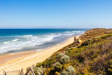 Avustralya 'daki Barwon Heads 13. Plajı.