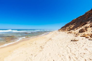 Avustralya 'daki Barwon Heads 13. Plajı.