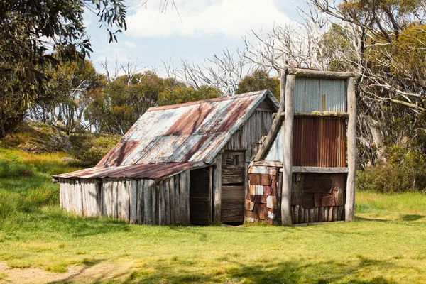 Wallace Hut κοντά στο Falls Creek στην Αυστραλία — Φωτογραφία Αρχείου