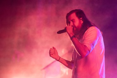 MELBOURNE, AUSTRALIA - 28 Mayıs: Avustralyalı müzik grubu Holy Holy 28 Mayıs 2022 tarihinde Melbourne, Avustralya 'daki The Forum Theatre' da 