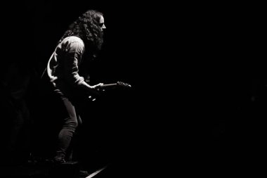 MELBOURNE, AUSTRALIA - 28 Mayıs: Avustralyalı müzik grubu Holy Holy 28 Mayıs 2022 tarihinde Melbourne, Avustralya 'daki The Forum Theatre' da 