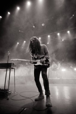 MELBOURNE, AUSTRALIA - 28 Mayıs: Avustralyalı müzik grubu Holy Holy 28 Mayıs 2022 tarihinde Melbourne, Avustralya 'daki The Forum Theatre' da 