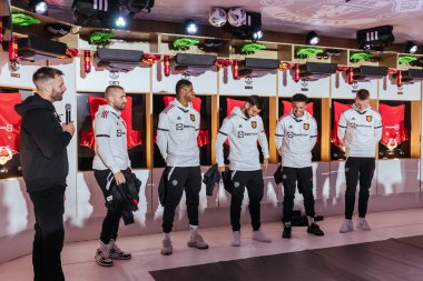 MELBOURNE, AUSTRALYA - 16 Temmuz 2022 'de Melbourne' deki Federasyon Meydanı 'nda Manchester United dış görev takımı tanıtımı