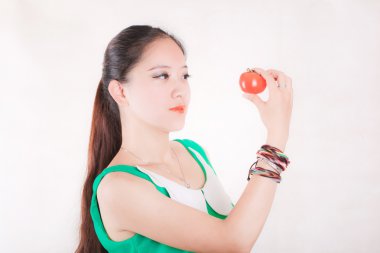 Colorblind Chinese women to test their eye difference between red fruit clipart