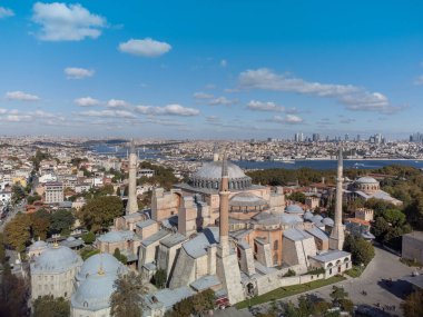 Ayasofya, Ayasofya, Ayasofya, Ayasofya 'nın havadan görünüşü, güneşli bir günde geç dönem antik binası.