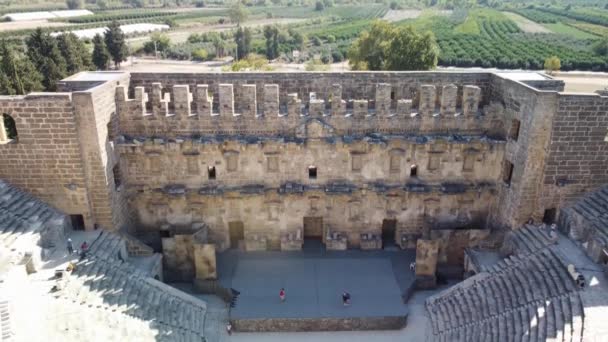Flygfoto över antika amfiteater Aspendos, Turkiet — Stockvideo