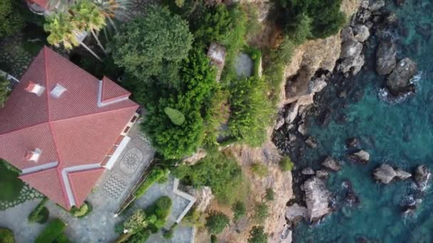 Luxusní dům s bazénem v Antalyi, Turecko, letecký výhled — Stock video