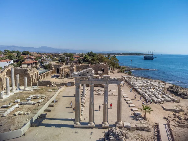 Παλιά ερείπια του ναού Απόλλωνα και Αφίνα, Πλευρά, Τουρκία Φωτογραφία Αρχείου