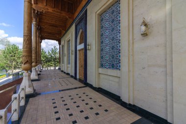 Taşkent 'in merkezinde turistik bir yer, anıt kompleksi ve baskı mağdurları parkı. Yüksek kalite fotoğraf