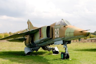 MiG-27.