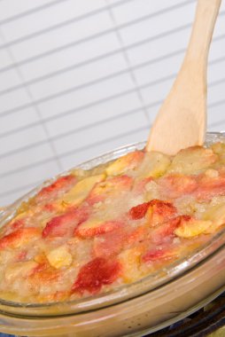 şeftalili tart tatlı tabağı