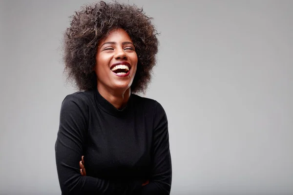 Happy Exuberant Young Black Woman Enjoying Good Laugh She Poses — Stock Photo, Image