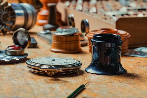 Old Hunter Pocket Watch Tools Watchmakers Workbench Together Magnifier Jewellers — Stock Photo, Image