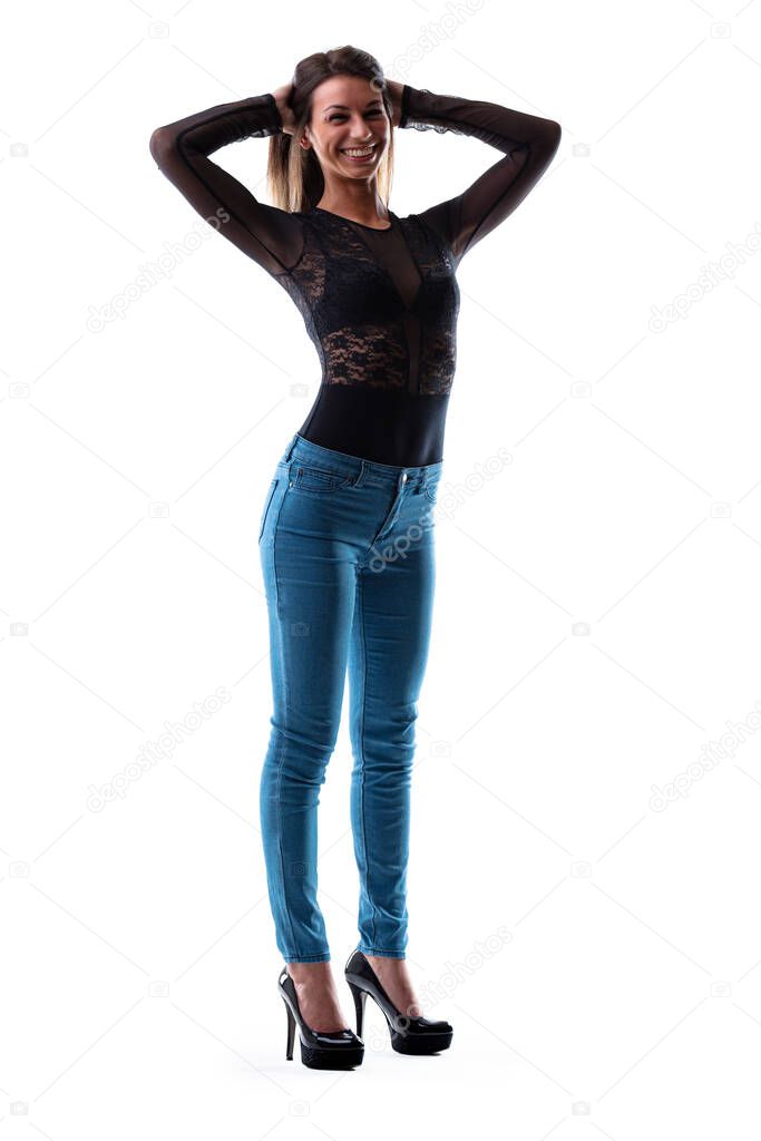 Jeans stretti e tacchi alti hotsell