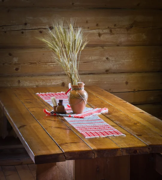 小麦と陶器の花瓶 — ストック写真