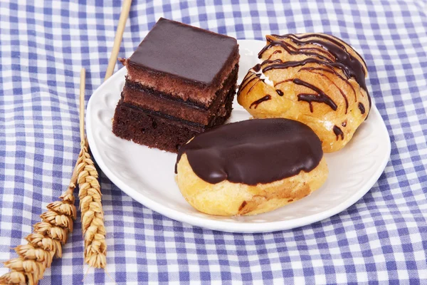Cakes isolated — Stock Photo, Image