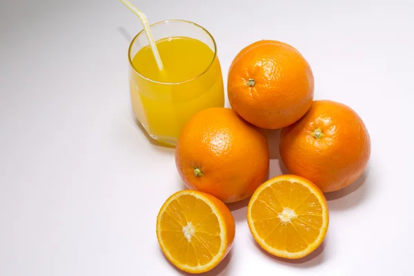 Naranjas aisladas — Foto de Stock