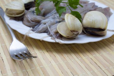 kalamar ile taze istiridye