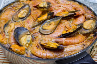 İspanyol paella
