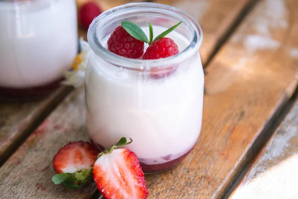 Yoghurt Strawberries Wooden Background —  Fotos de Stock