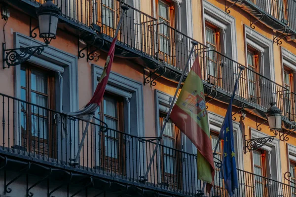 Rathaus Von Toledo Mit Fahne Spanien Europa — Stockfoto