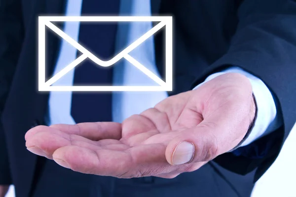 Zakenman Met Enveloppe Concept Van Het Verzenden Ontvangen Van Mails — Stockfoto