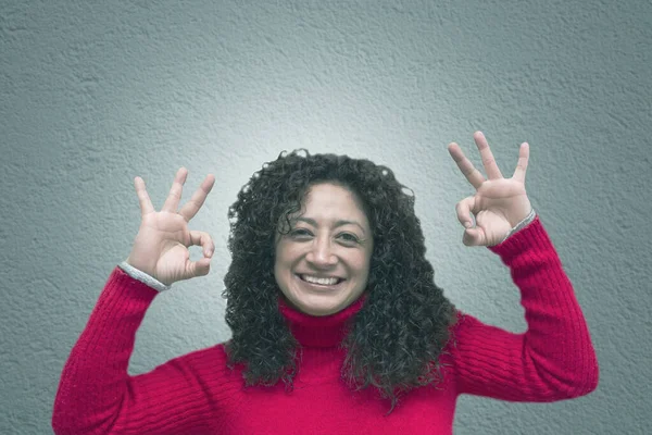 Portrait Smiling Latin Woman Hands Making Sign — Stock Photo, Image