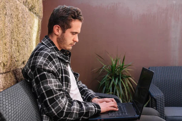 Young Man Typing Laptop Sitting — Foto Stock