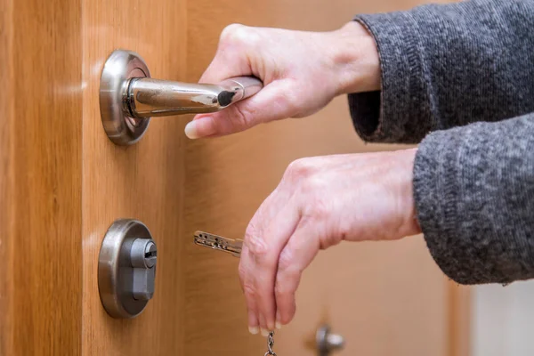 Woman Hands Key Door Lock — Stock fotografie