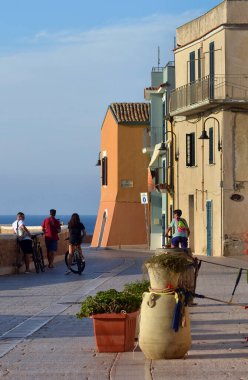 Termoli, Molise, İtalya -08-29-2022 - Eski balıkçı köyü